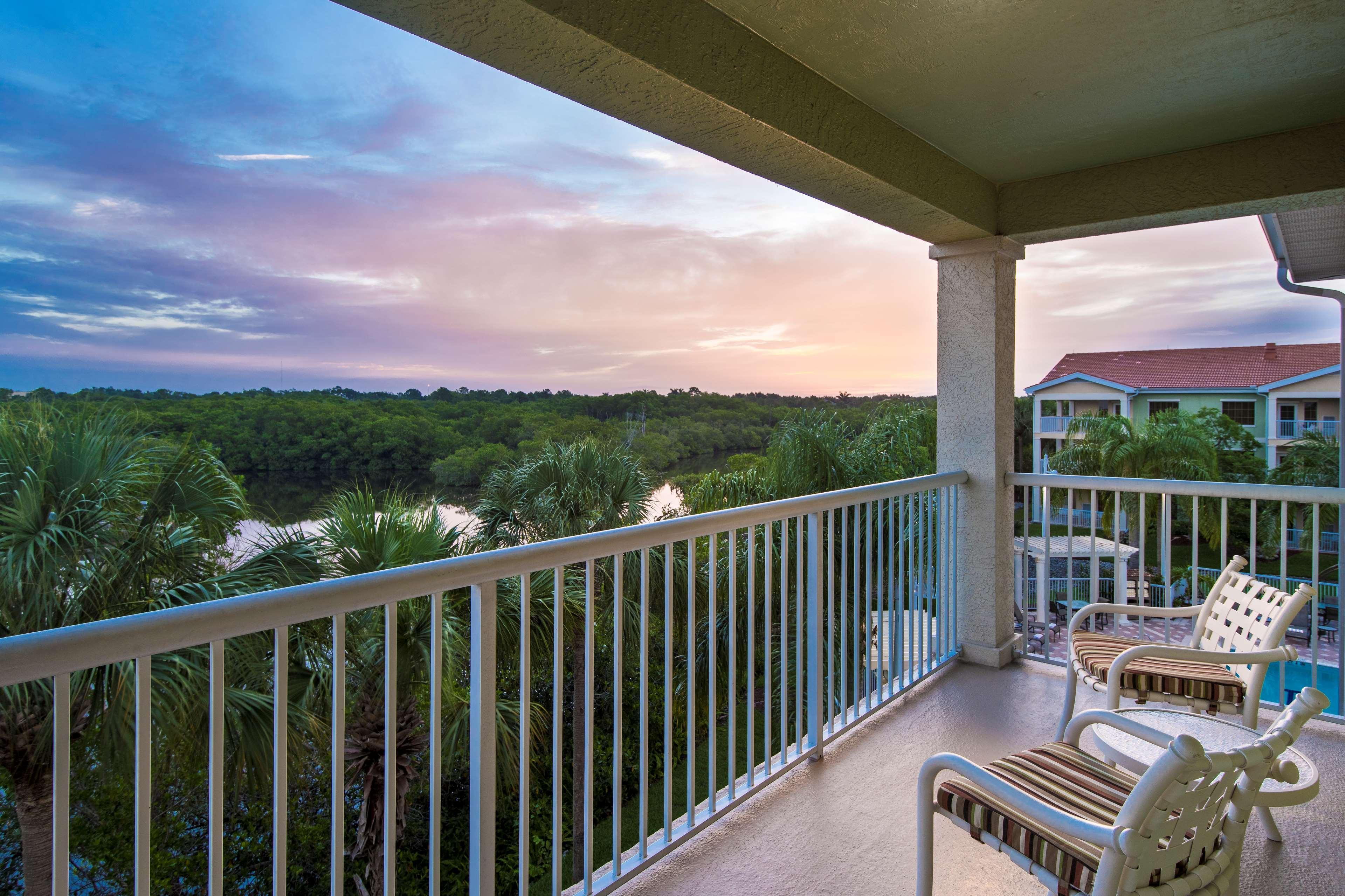 Doubletree Suites By Hilton Naples Naples Park Exterior foto