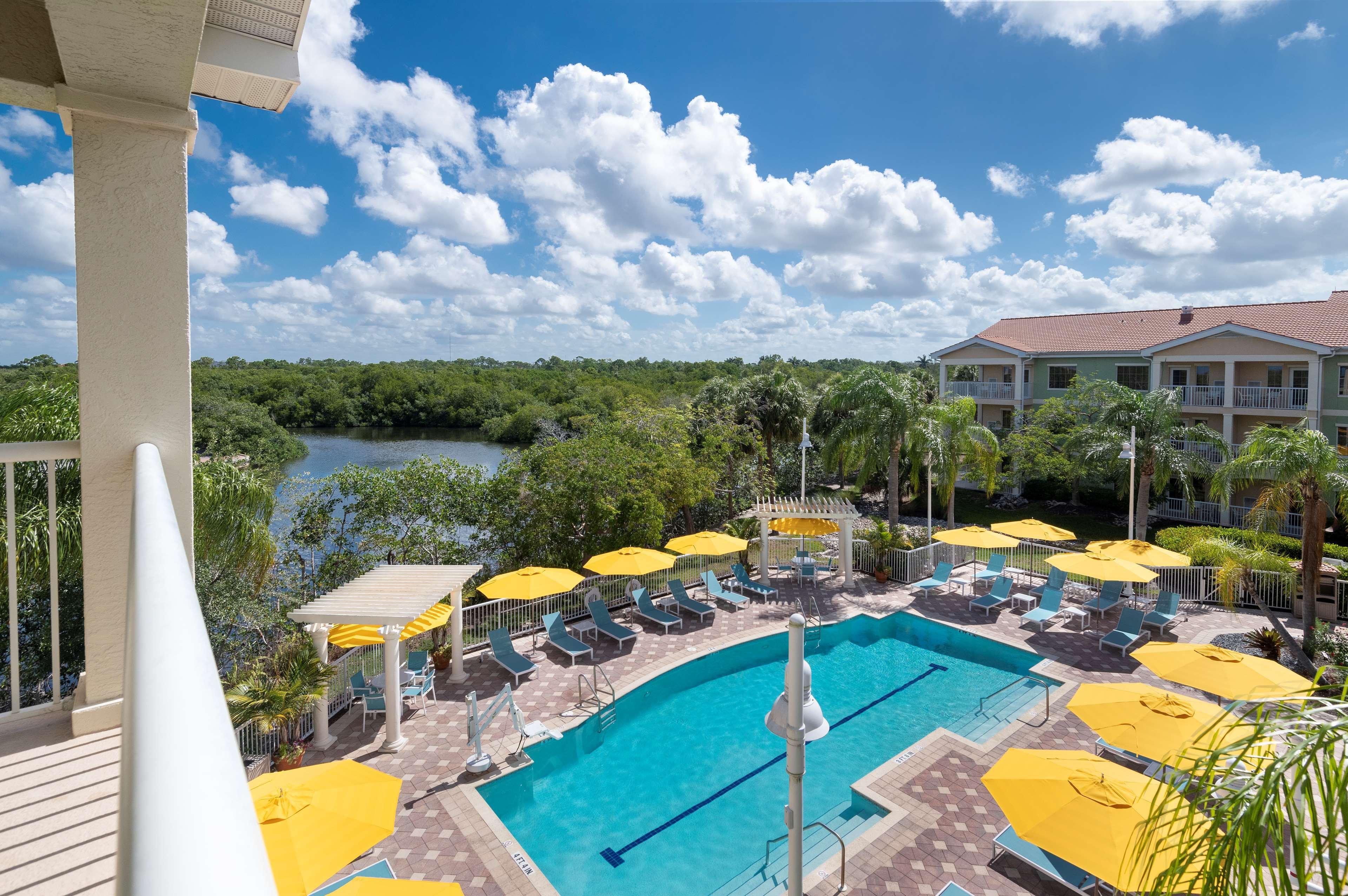 Doubletree Suites By Hilton Naples Naples Park Exterior foto